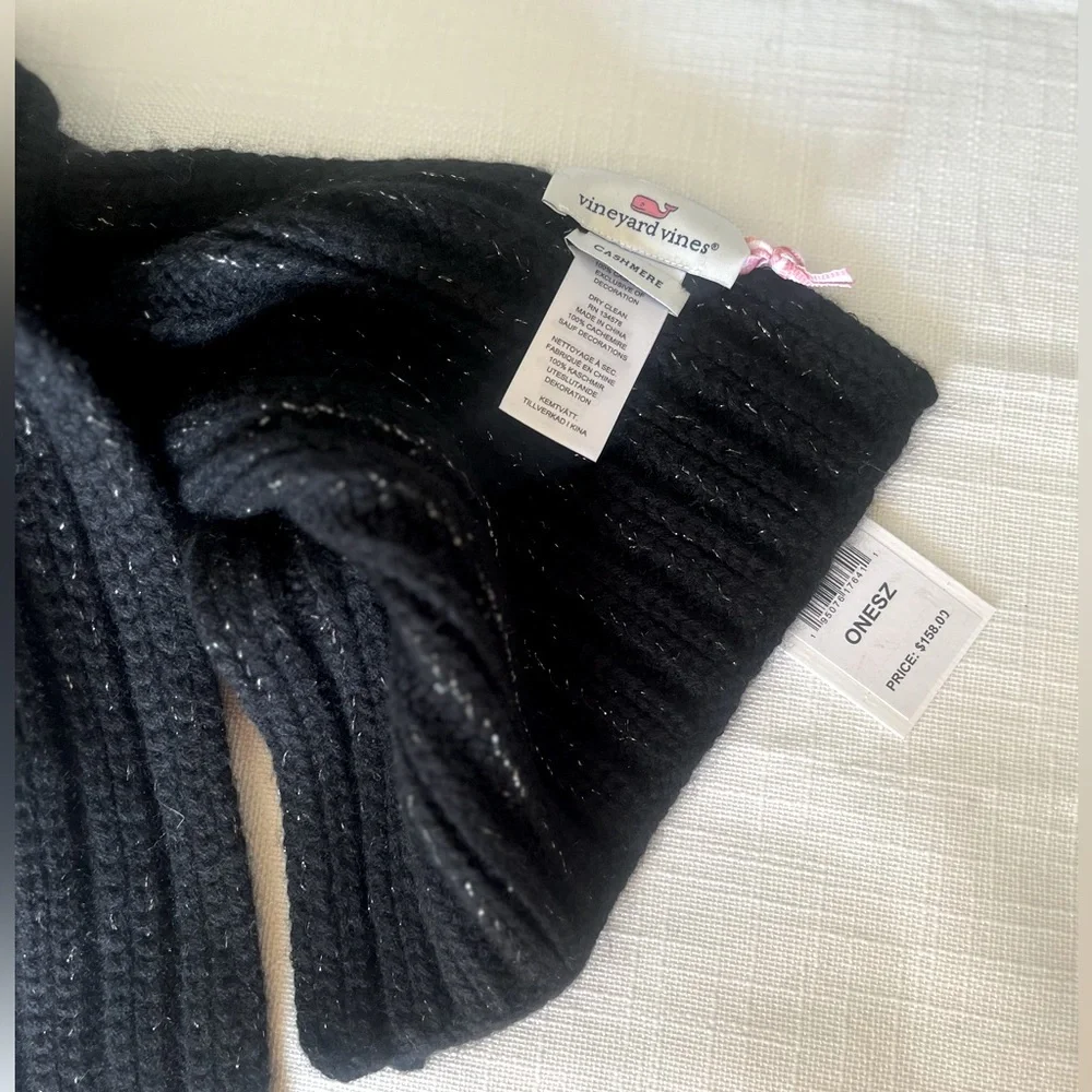 Vineyard Vines Knitted Cozy Black 100 % Cashmere Lurex Scarf NWT - Picture 2 of 4
